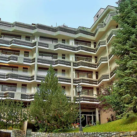 Studio Apartment 24 *