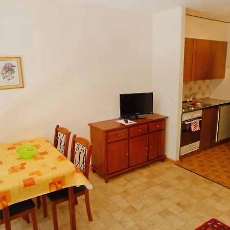 Studio Apartment 24